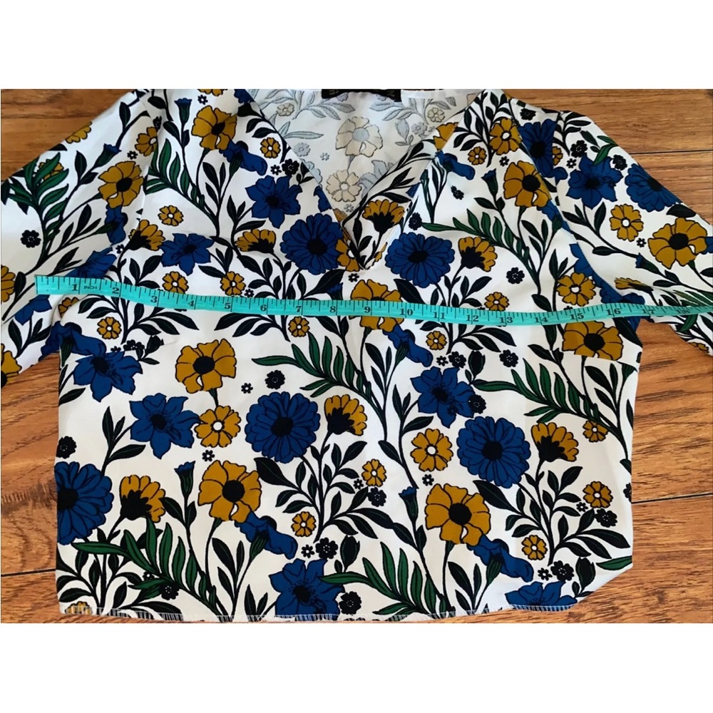ZARA Basic size Small Floral multicolor crop blou… - image 8
